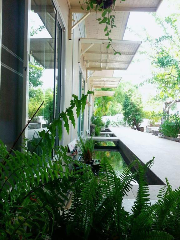 Baan Homlamoon Hotel Suan Phueng Exterior photo